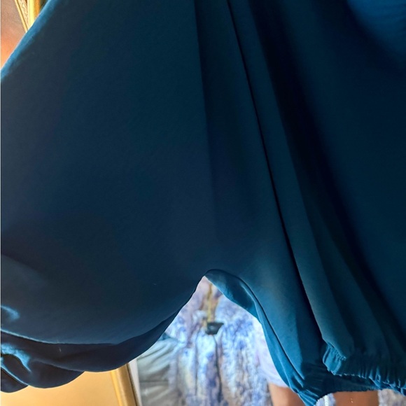 JODIFL Blue batwing/ dolman Blouse - Picture 3 of 6